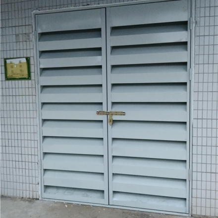 百叶式通风隔声门